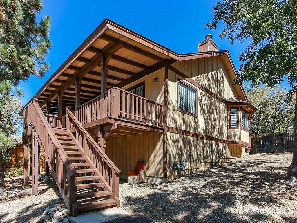 445 Villa Grove Ave, Big Bear City, CA 92314 | Zillow