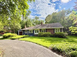 1367 N River Rd, Morrisville, PA 19067