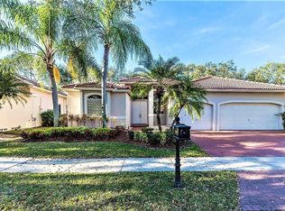 1459 N Lantana Ct, Fort Lauderdale, FL 33326