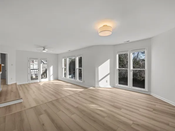 1000 Brighthurst Dr Unit 206, Raleigh, NC 27605