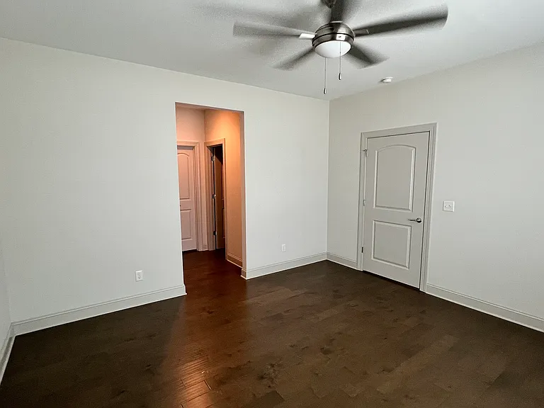 847 Wellstone Dr — Photo 20