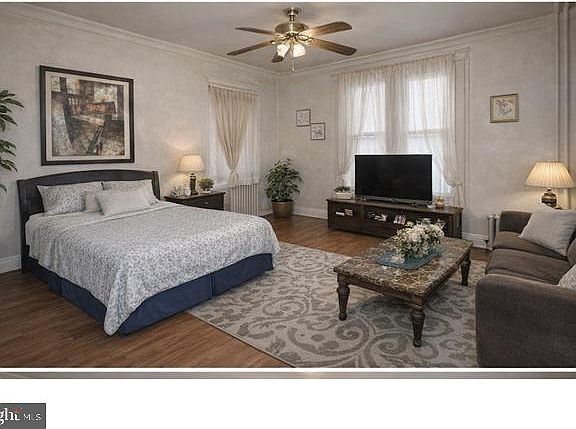 5th image of 506 E 43rd St