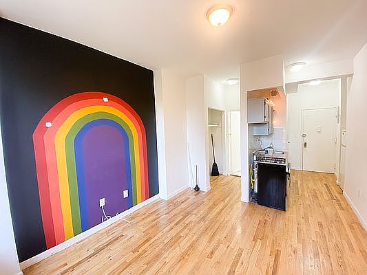1st image of 2333 1st Ave APT 4A