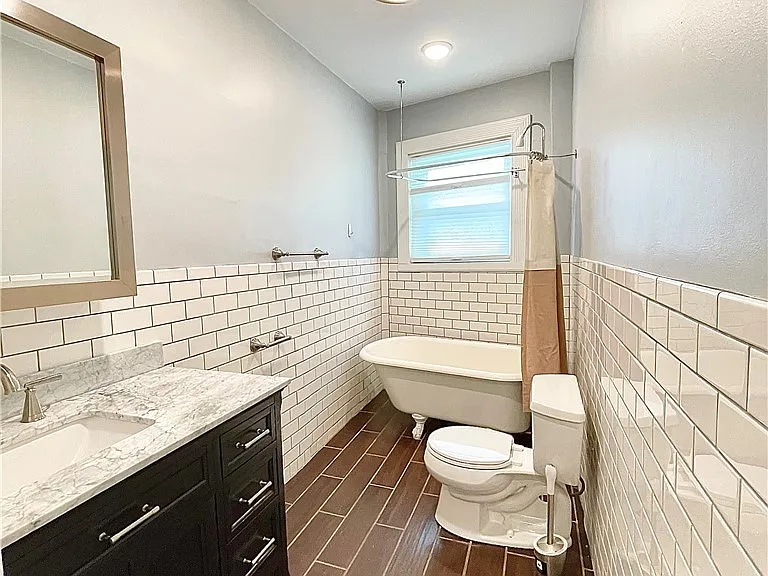 365 Green St — Photo 17