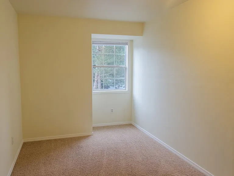 23954 SE 42nd Pl — Photo 24