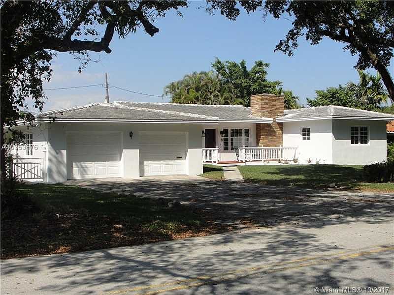 1st image of 4114 Santa Maria St #0
