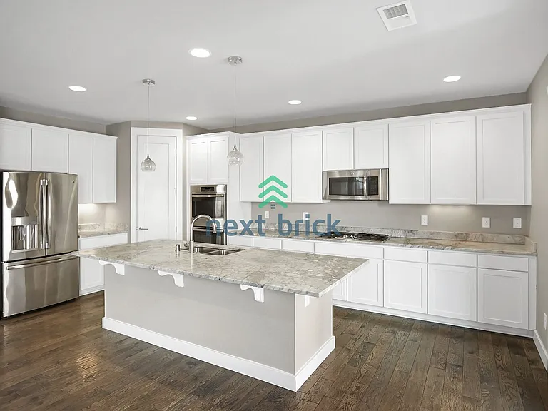 452 SW 111th Pl — Photo 8