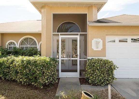3rd image of 2508 SW 30th Ter