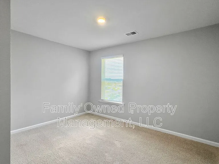 422 Blue Elderberry Run — Photo 25