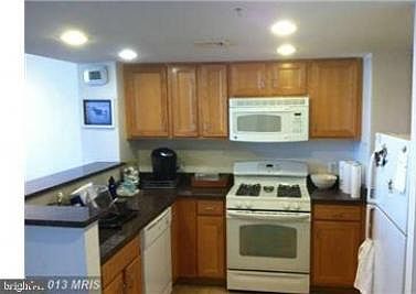 3rd image of 414 Water St Unit 2310