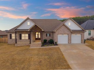 1910 Pecan Creek Dr, Conway, AR 72034