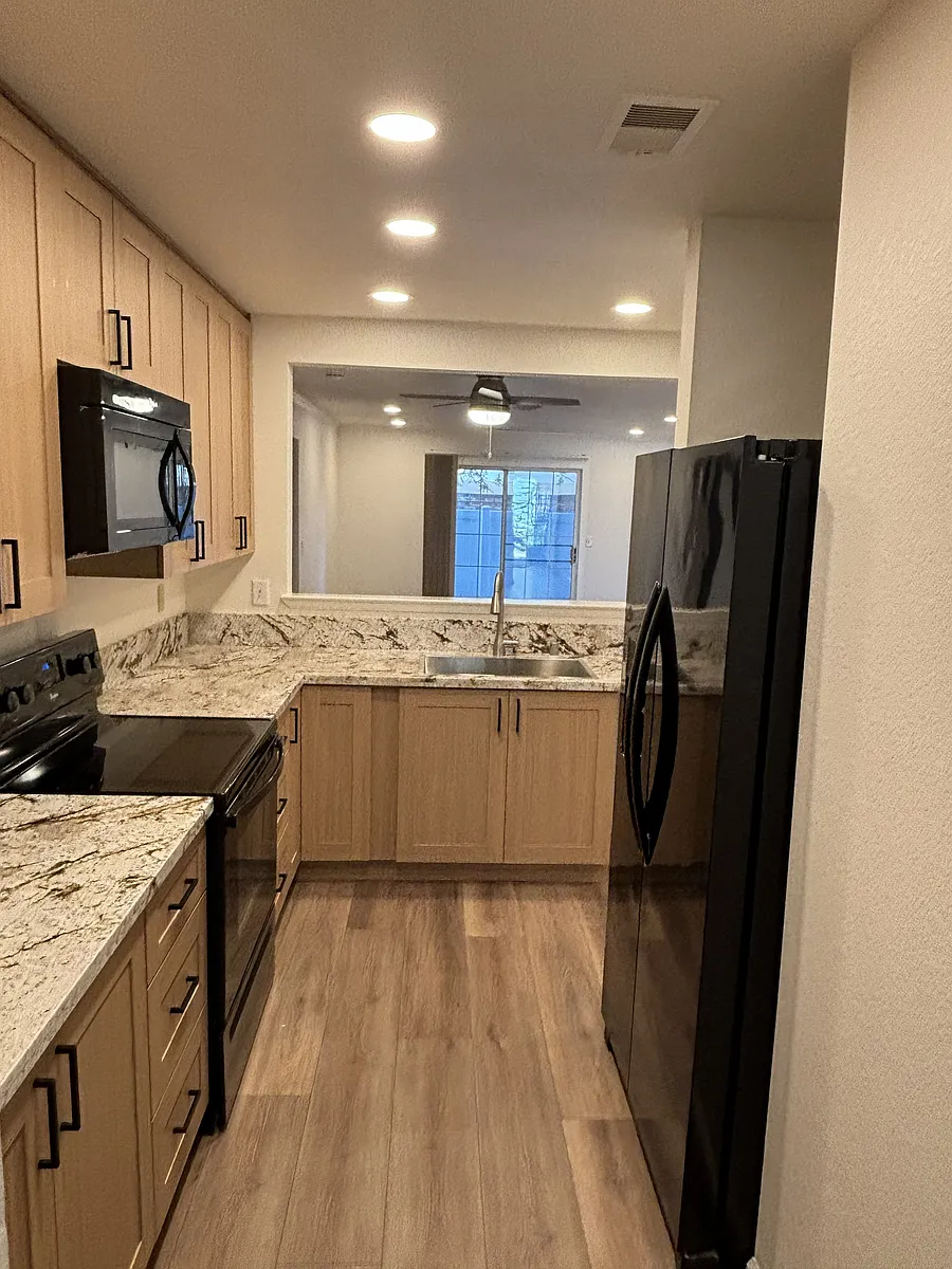 Building Photo - 2400 Eilers Ln #0