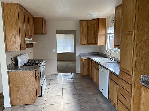 2nd image of 3043 San Fernando Way
