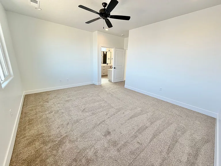 4129 E El Capitan Way St — Photo 18