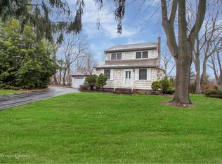 195 Gibbs Pond Rd, Nesconset, NY 11767