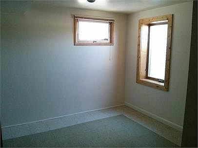 4th image of 1359 N 7th St