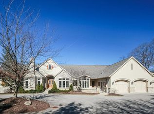 5945 Treehill Ln NE, Ada, MI 49301