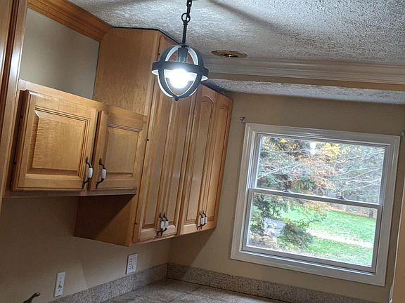 2nd image of 5537 Hudson Dr