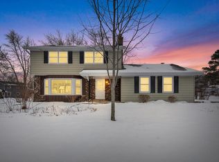 7953 Chapel Hill COURT SOUTH South, Franklin, WI 53132
