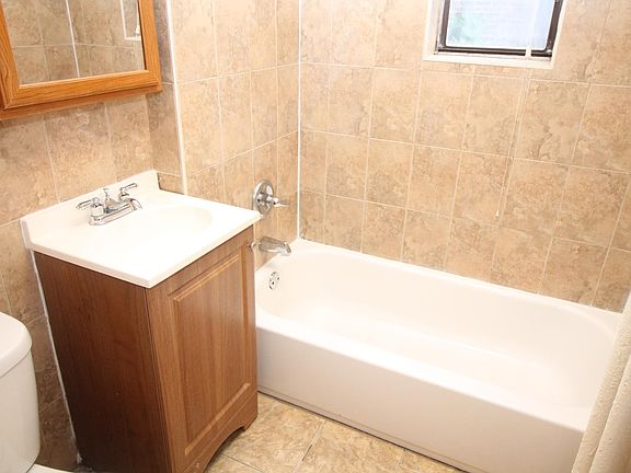 5th image of 67 Stuyvesant Ave #36D
