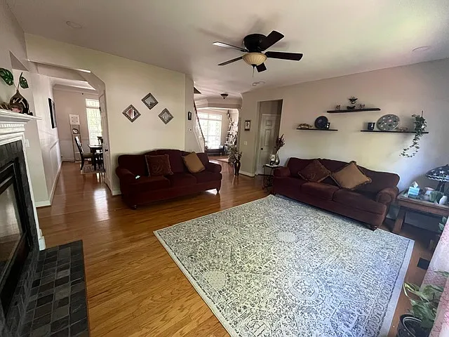 1314 Tilton Dr — Photo 10