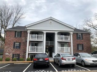 1942 Marine Terrace Dr APT D, Saint Louis, MO 63146