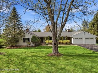120 Jermyn Dr, Clarks Summit, PA 18411