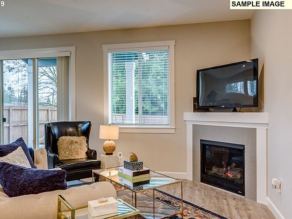 4th image of 1732 NE 146th St