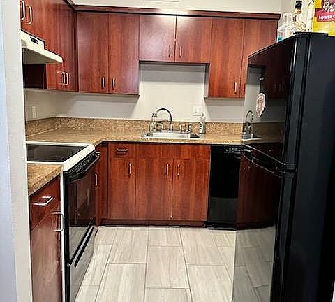 4th image of 136 W America St APT 35