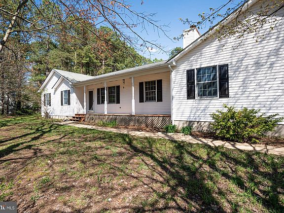 4th image of 21114 Arbor Ct