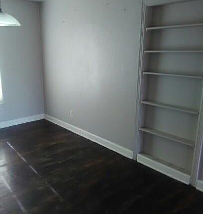 4th image of 4104 Park Ln