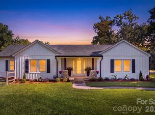 10814 Moores Chapel Rd, Charlotte, NC 28214