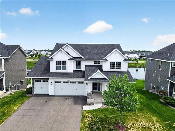 3rd image of 11210 Meadow View Ln