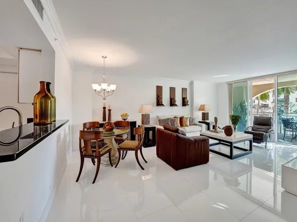 99 SE Mizner Boulevard #213, Boca Raton, FL 33432