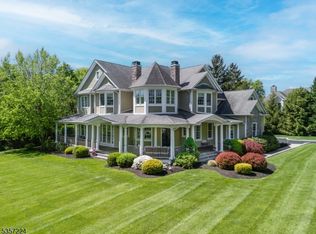 4 Belmont Ct, Basking Ridge, NJ 07920
