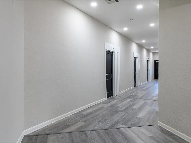 4705 Lyons Ave #2 — Photo 6