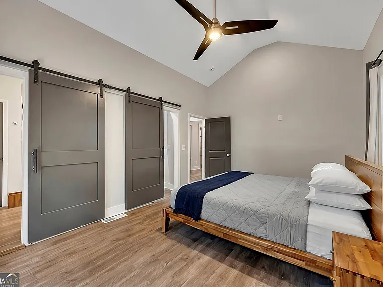 1157 Indale Pl SW — Photo 23