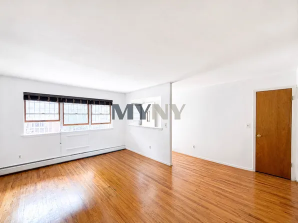 1029 41st Street image 1 of 10