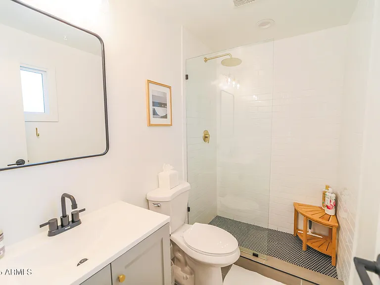 1224 E Alameda Dr — Photo 10