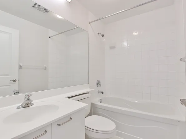 220 Redpath Ave #603, Toronto, ON M4P 0A4