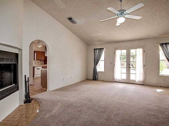 3rd image of 591 S Stoner Ave
