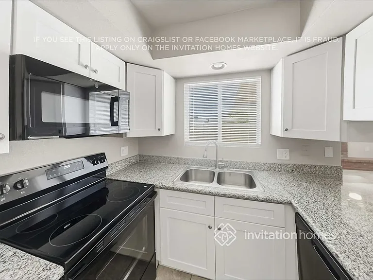 3705 W Purdue Ave — Photo 9