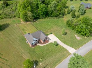 2047 Woodwind Cir, Greenbrier, TN 37073