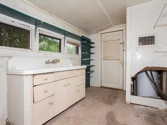 utility room