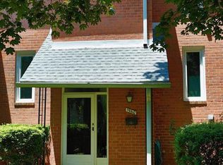 1960 Dundee Rd, Rockville, MD 20850