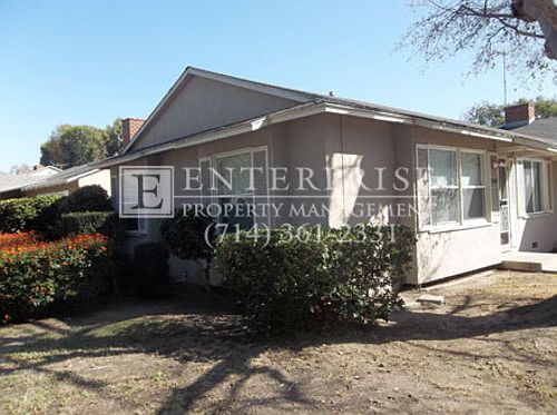 3rd image of 1236 W Santa Clara Ave