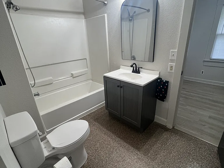 1320 Orchard St — Photo 8