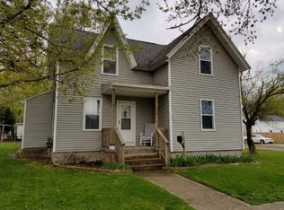 722 S Pearl St, Belding, MI 48809