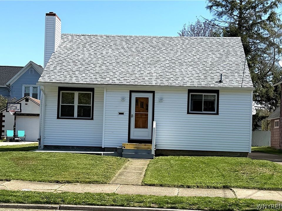 1st image of 950 N Union St