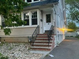 28 Jonesdale Ave, Metuchen, NJ 08840